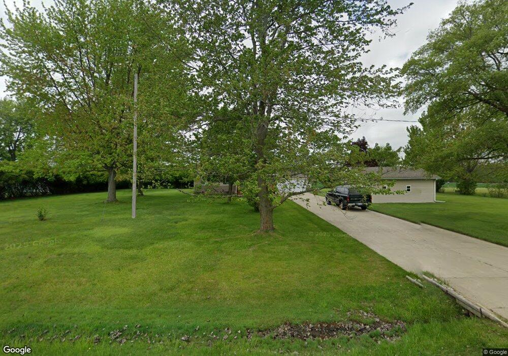 4105 N New Lothrop Rd, Corunna, MI 48817 - photo 1