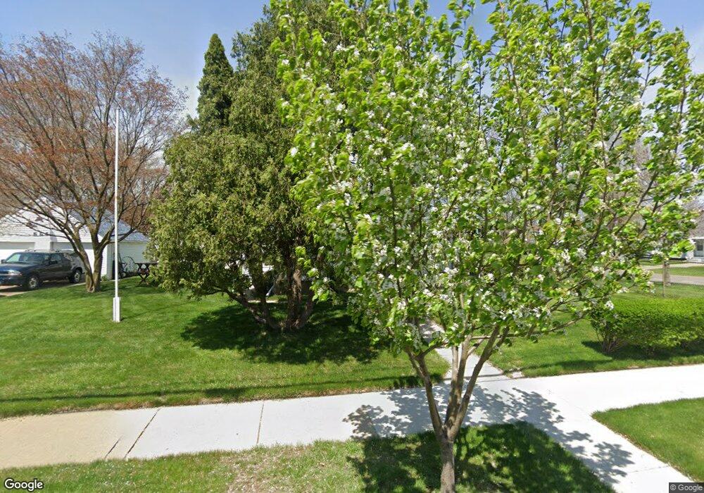 665 E Hemphill Rd, Flint, MI 48507 - photo 1