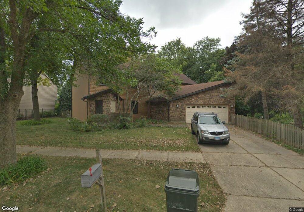 639 Balmoral Cir, Naperville, IL 60540 - photo 1