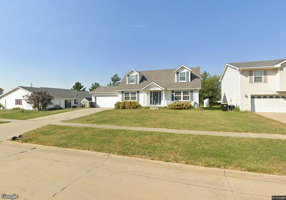 310 NE Meadowlark Ln, Waukee, IA 50263 - photo 1