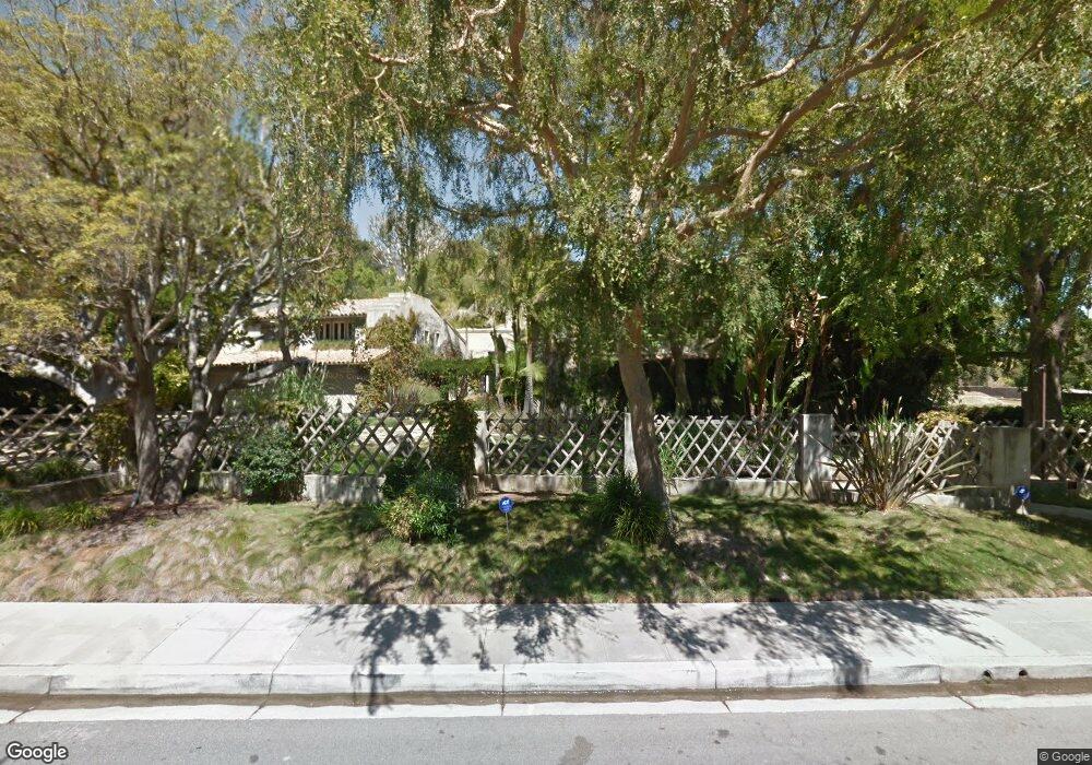 1010 Laurel Way, Beverly Hills, CA 90210 - photo 1