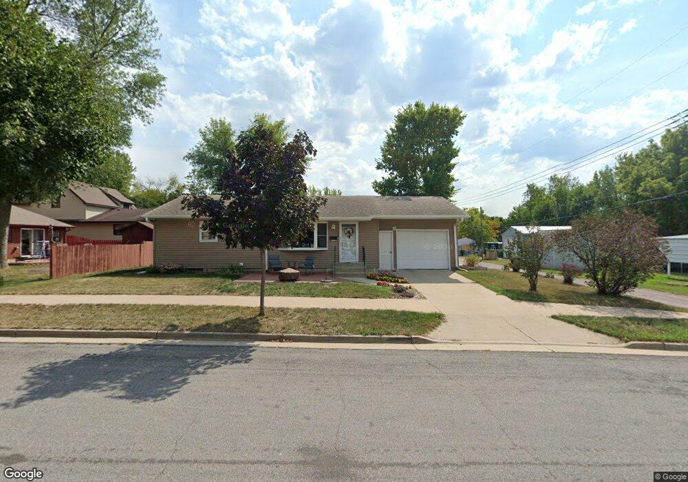 519 N Payne St, New Ulm, MN 56073 - photo 1