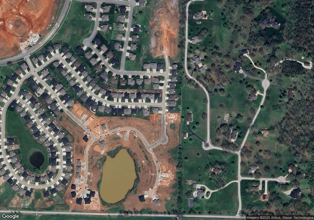 811 S Wheaton Hills Dr, Nixa, MO 65714 - photo 1