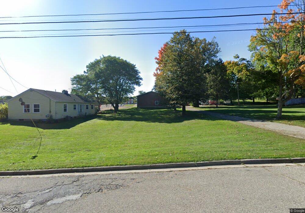 1207 Clark Rd, Lansing, MI 48917 - photo 1