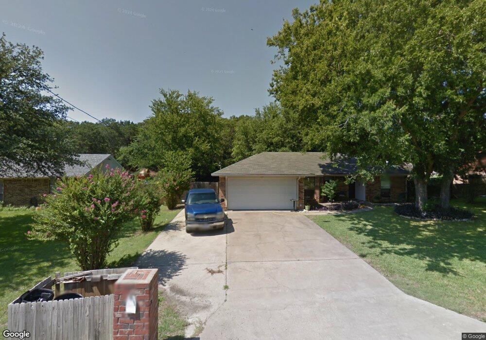 819 Woodhaven Ct, Granbury, TX 76048 - photo 1