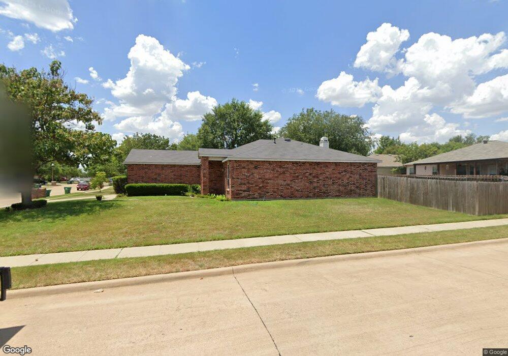 1321 White Dove Ln, Denton, TX 76210 - photo 1