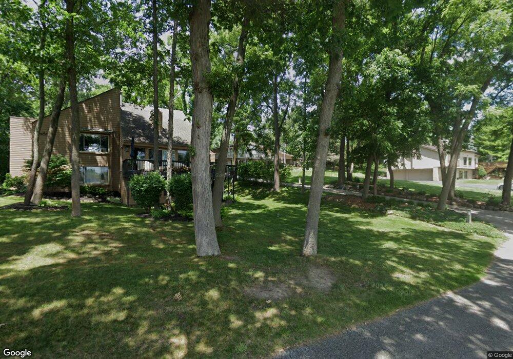 2400 Island View Dr, West Bloomfield, MI 48324 - photo 1