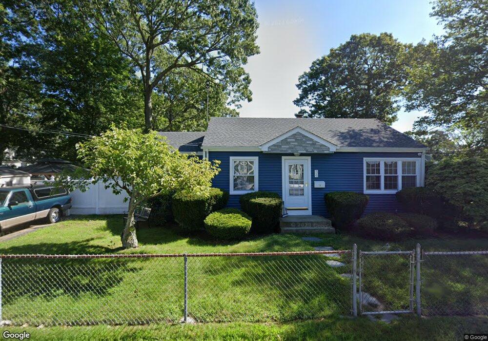 34 Glenrose Dr, Riverside, RI 02915 - photo 1