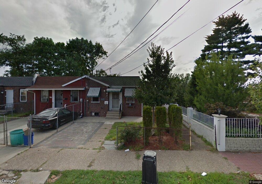 637 Beideman Ave, Camden, NJ 08105 - photo 1