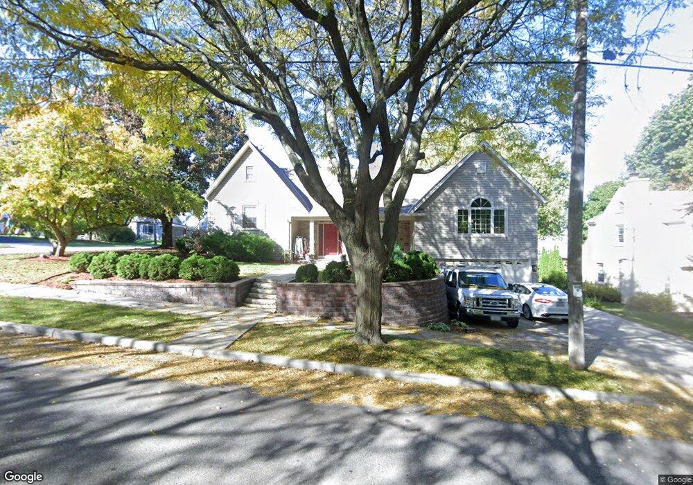 N90W16848 Pershing Ave, Menomonee Falls, WI 53051 - photo 1