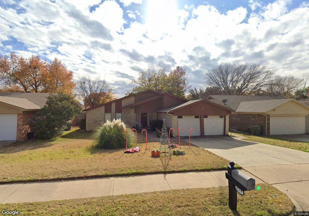 620 Mountain Laurel Ln, Bedford, TX 76021 - photo 1