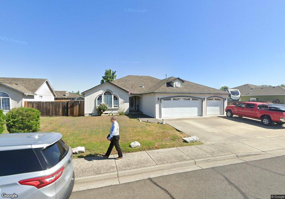 2575 Devonshire Place, Central Point, OR 97502 - photo 1