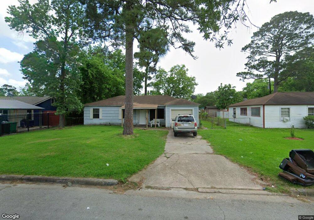 7314 Marilyn Ln, Houston, TX 77016 - photo 1