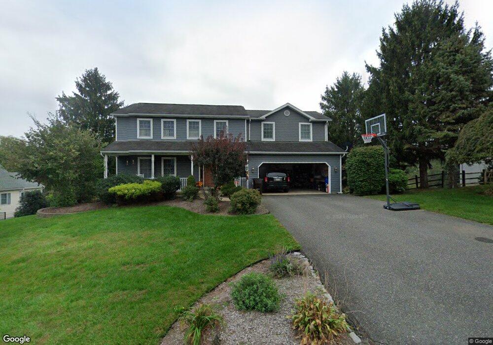 59 Pheasant Run Rd, Boyertown, PA 19512 - photo 1