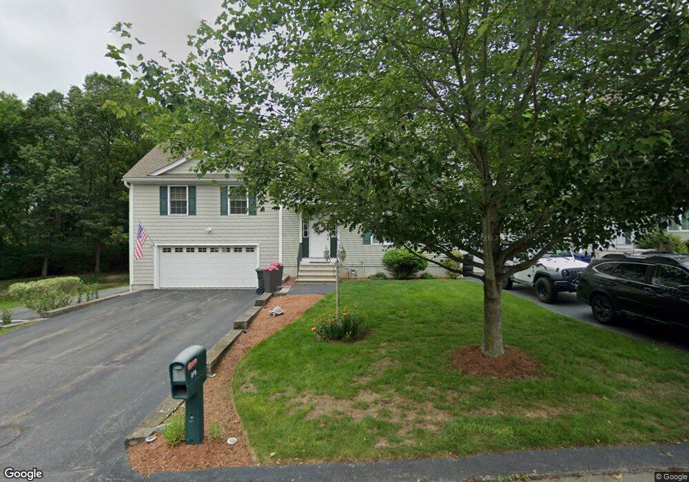 273 Dracut St, Dracut, MA 01826 - photo 1