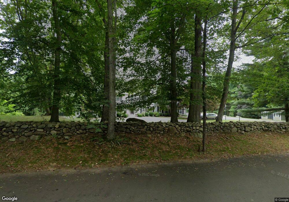 200 Hemlock Hills Rd N, Fairfield, CT 06824 - photo 1