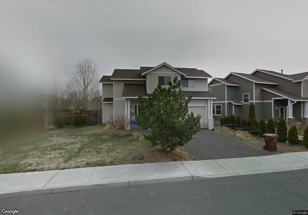 1334 NW 18th St, Redmond, OR 97756 - photo 1