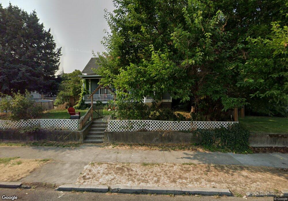 416 E 10th St, the Dalles, OR 97058 - photo 1