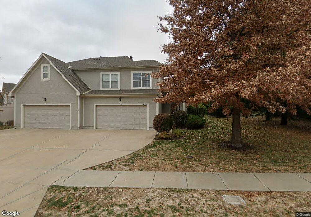 22510 W 71st Terrace, Shawnee, KS 66227 - photo 1