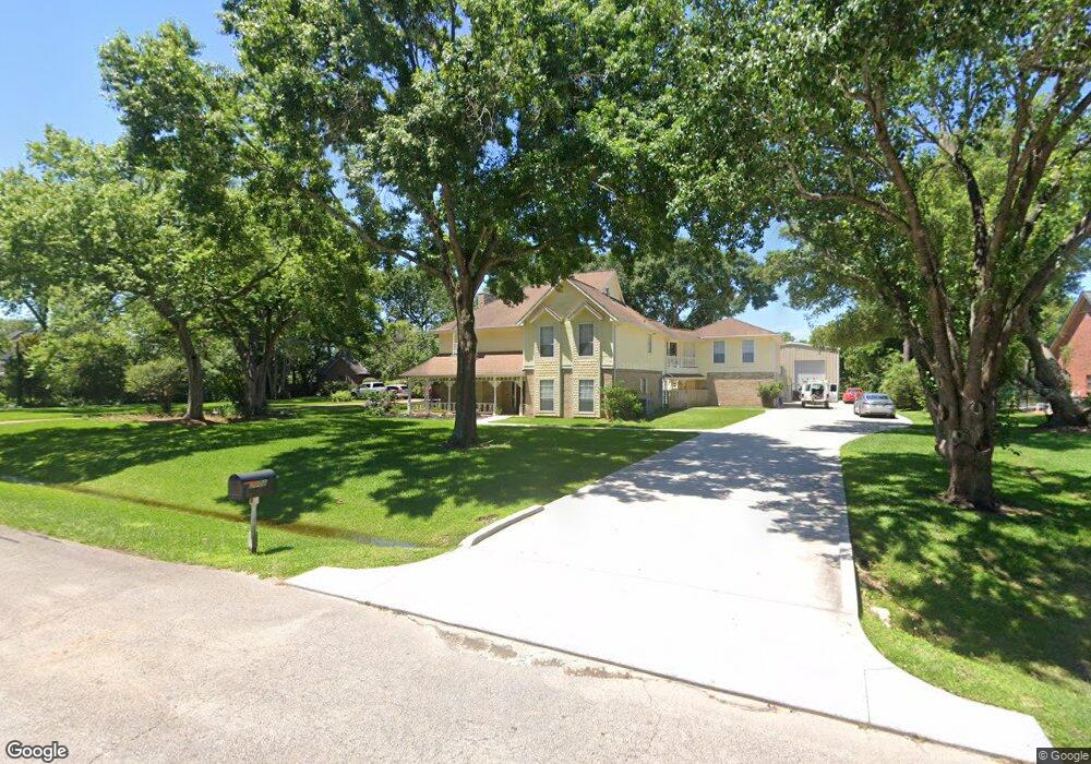 2008 Mckissick Dr, Friendswood, TX 77546 - photo 1