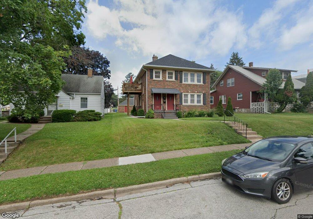 2020 1/2 Esplanade Ave, Davenport, IA 52803 - photo 1