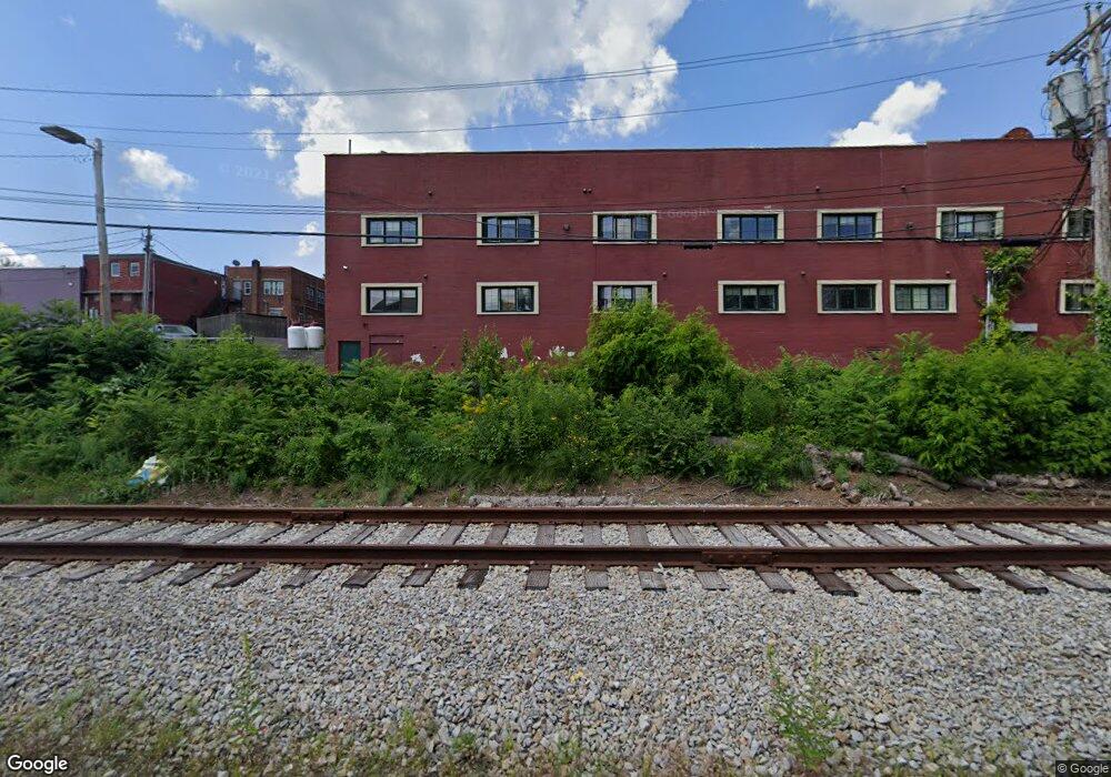 5 Chase St unit 4, Plymouth, NH 03264 - photo 1