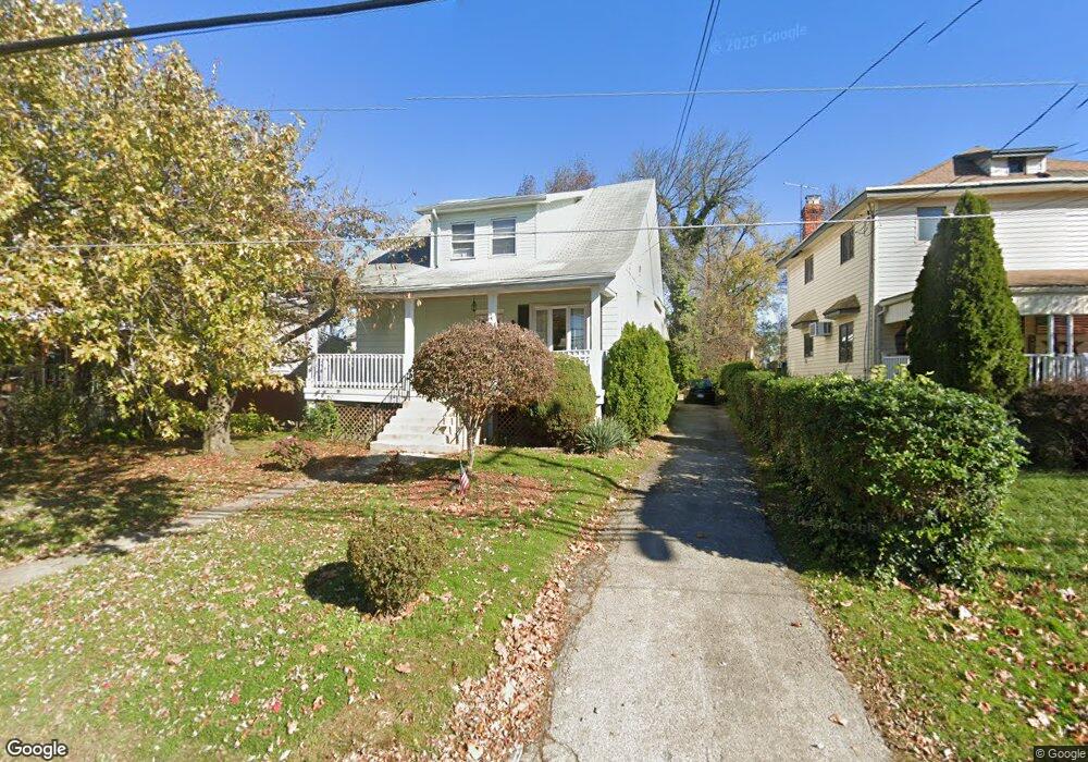 907 W Ashland Ave, Glenolden, PA 19036 - photo 1