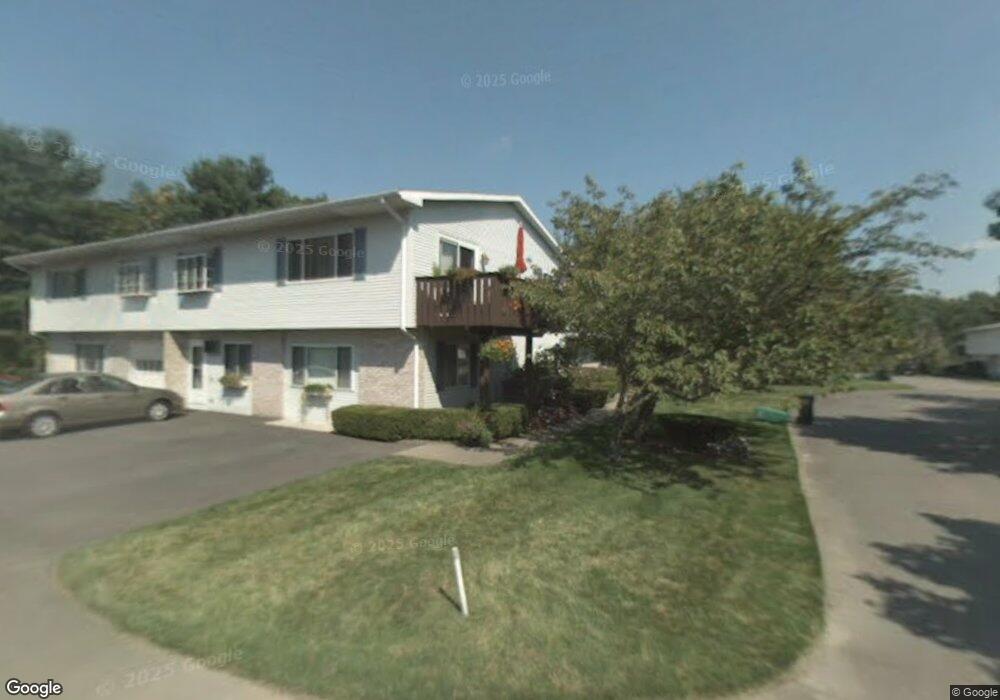 353 Chatham Cir unit 261, Warwick, RI 02886 - photo 1