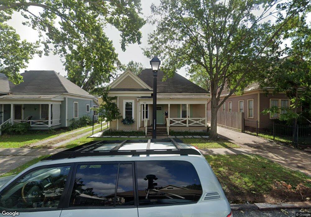 926 Allston St, Houston, TX 77008 - photo 1