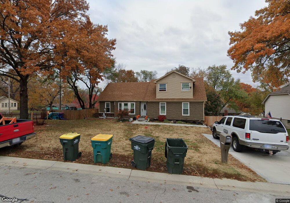 11016 W 49th Terrace, Shawnee, KS 66203 - photo 1