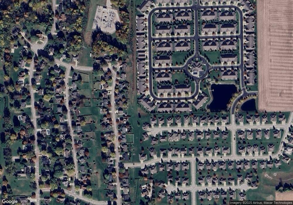 3900 Naples Dr, Columbus, IN 47203 - photo 1