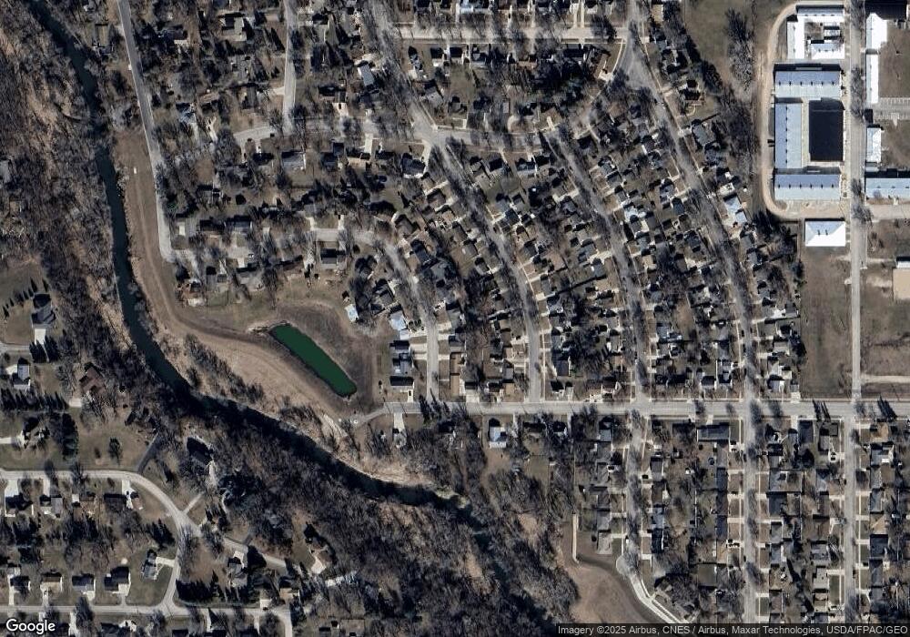 805 20th St SW, Austin, MN 55912 - photo 1