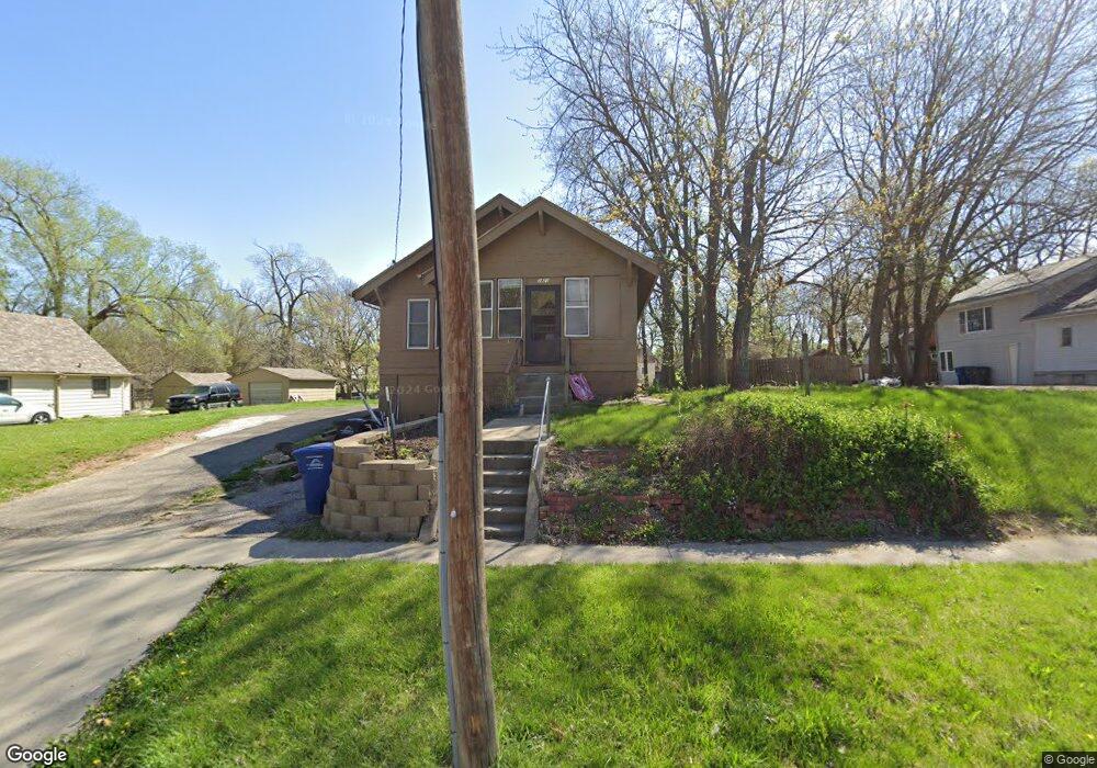 1821 22nd St, Des Moines, IA 50310 - photo 1