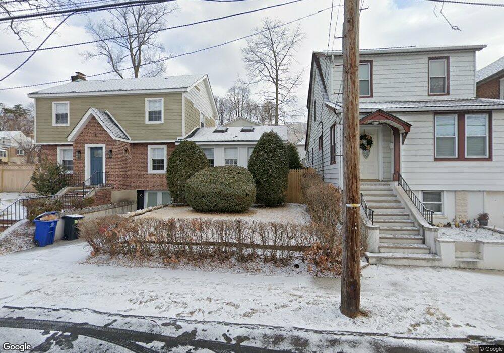 88 King Ave, Yonkers, NY 10704 - photo 1