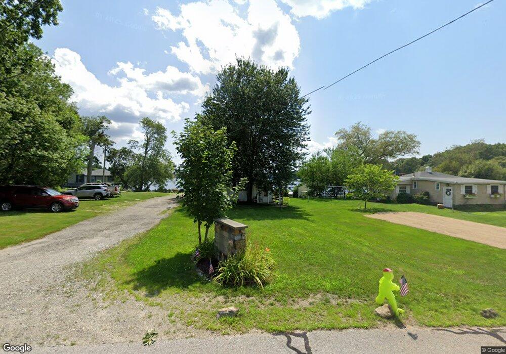 102 Pelletier Ln, Tiverton, RI 02878 - photo 1