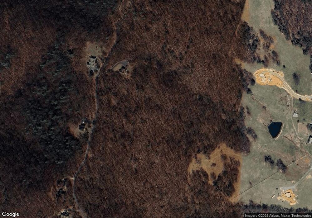 824 Seven Oaks Dr, Bentonville, VA 22610 - photo 1