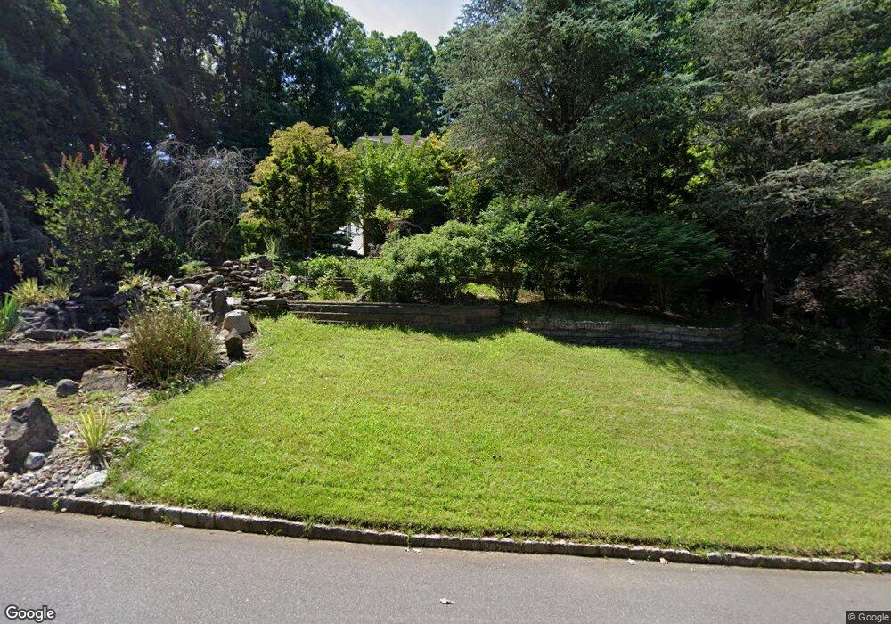 8 Jason Ct, Holmdel, NJ 07733 - photo 1