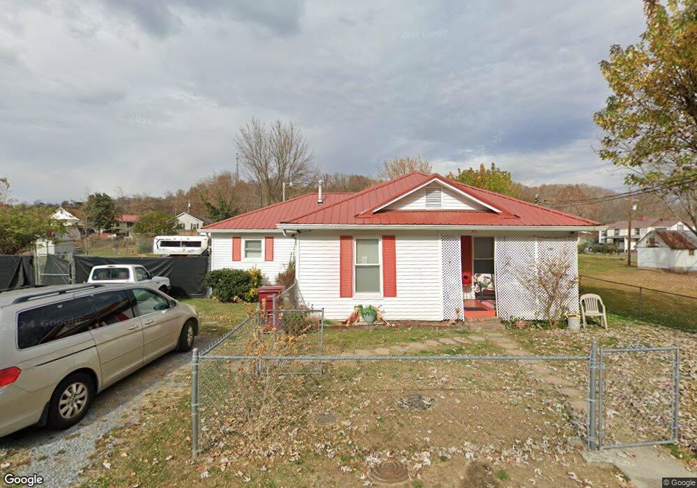 511 Cranberry St, Johnson City, TN 37601 - photo 1