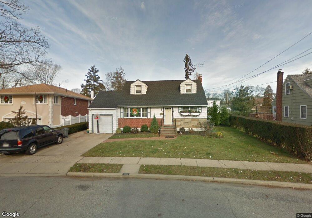 3861 Lincoln St, Seaford, NY 11783 - photo 1