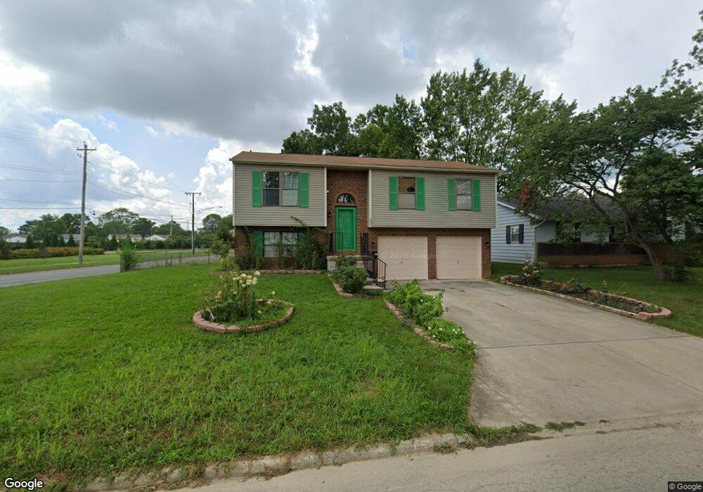 927 Brixham Rd, Columbus, OH 43204 - photo 1