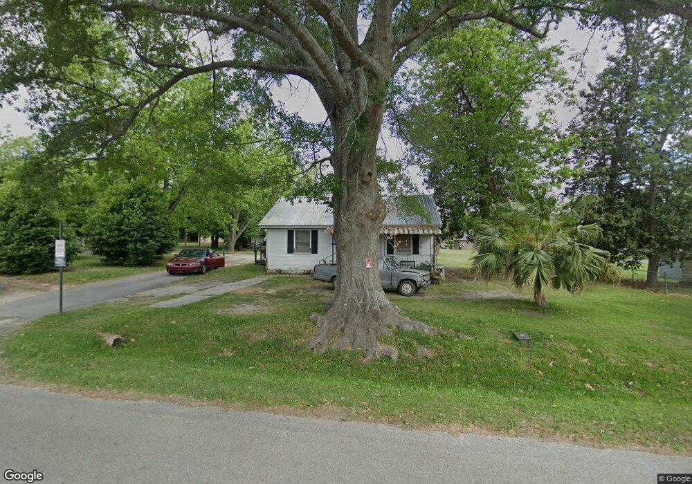 407 W Suwanee St, Fitzgerald, GA 31750 - photo 1