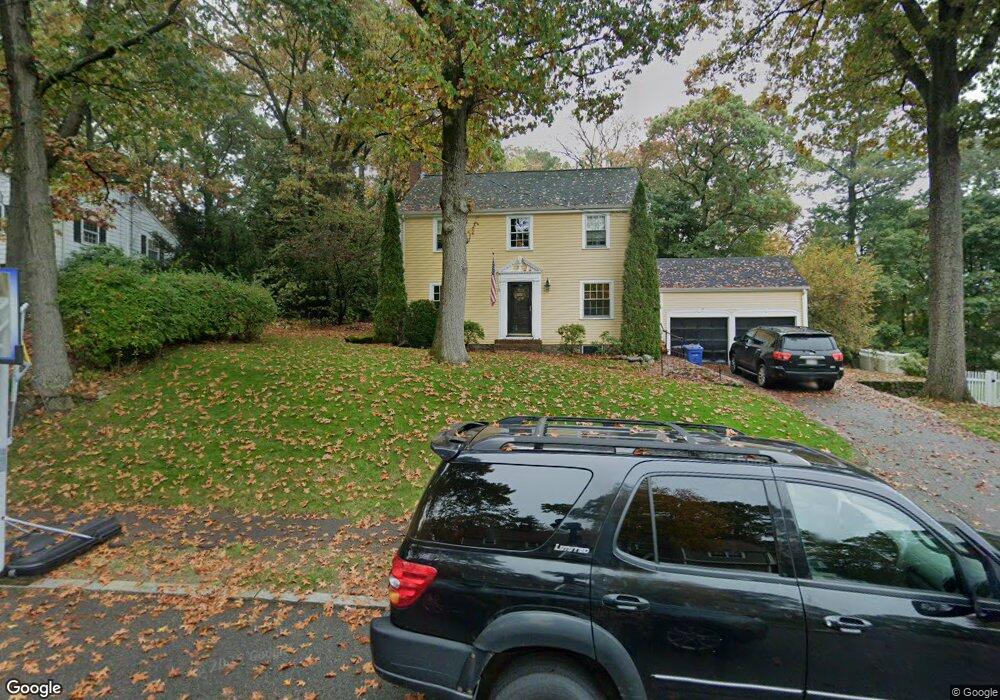 83 Outlook Rd, Wakefield, MA 01880 - photo 1