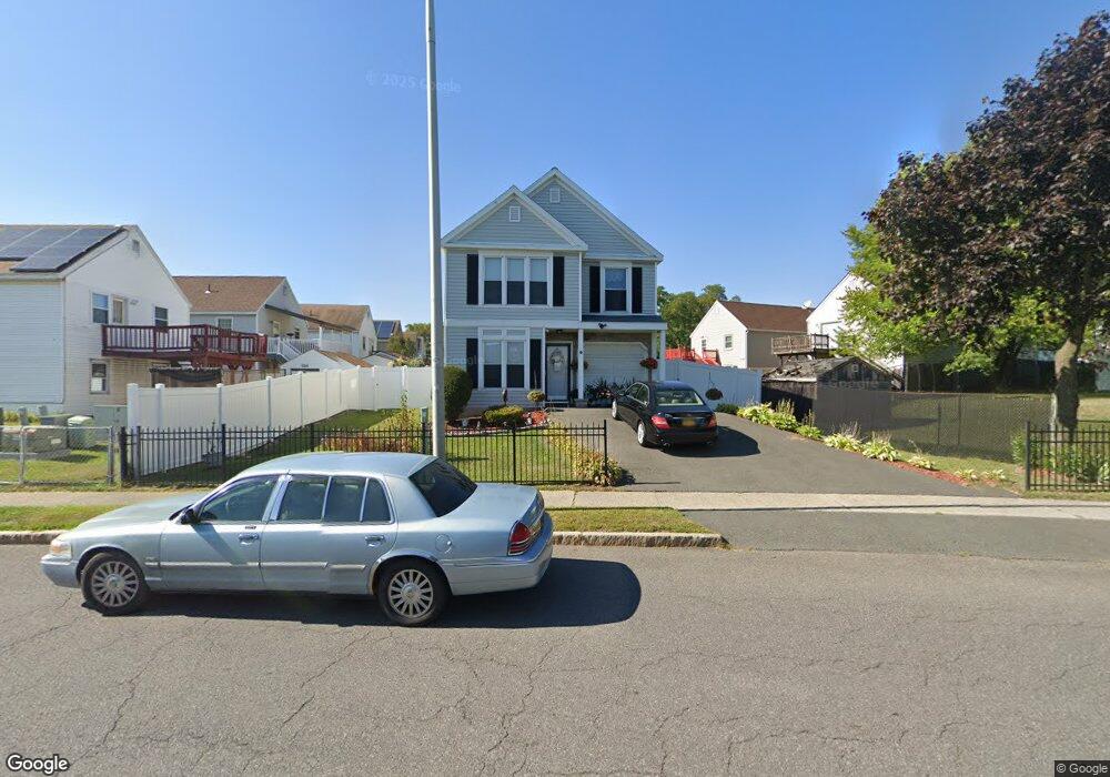 9 Lark Dr, Albany, NY 12210 - photo 1