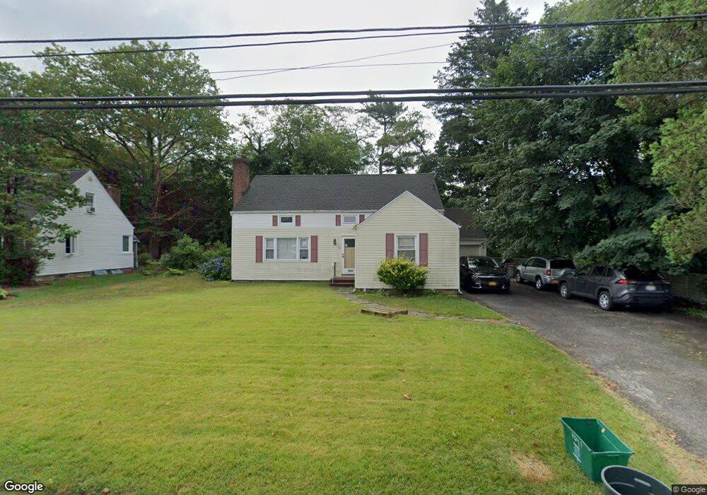 1091 Old Britton Rd, North Bellmore, NY 11710 - photo 1