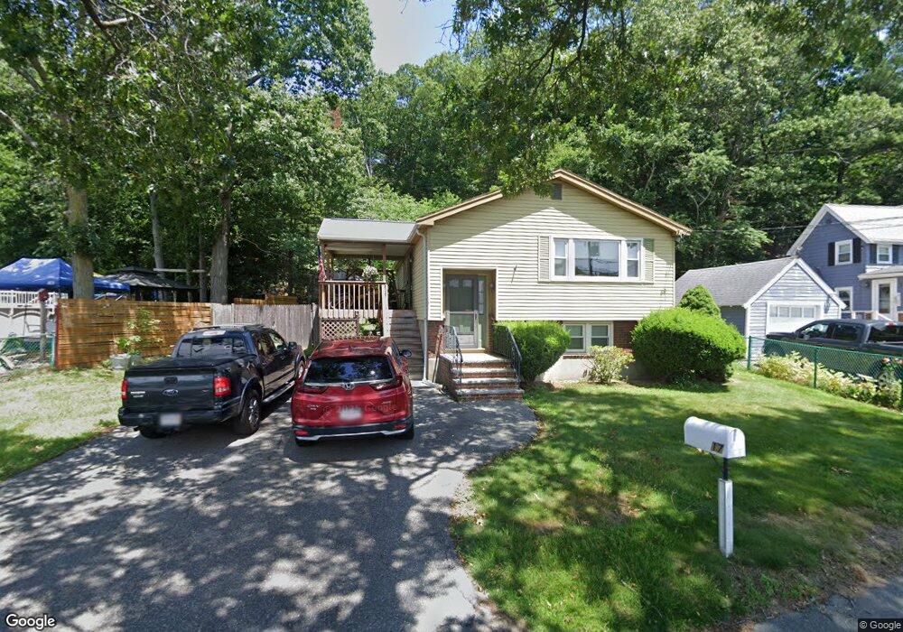 17 Hesper St, Saugus, MA 01906 - photo 1