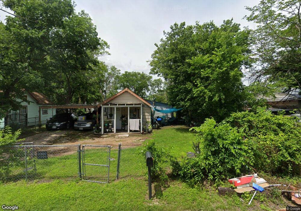 311 Evans St, Cleburne, TX 76031 - photo 1