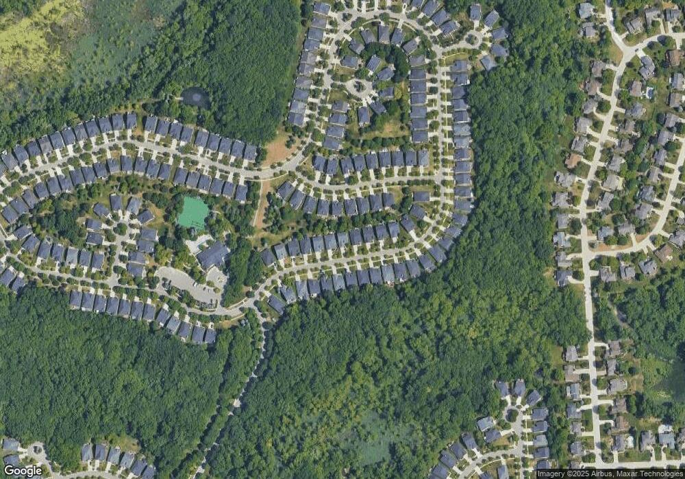 3875 Hillsdale Dr, Auburn Hills, MI 48326 - photo 1