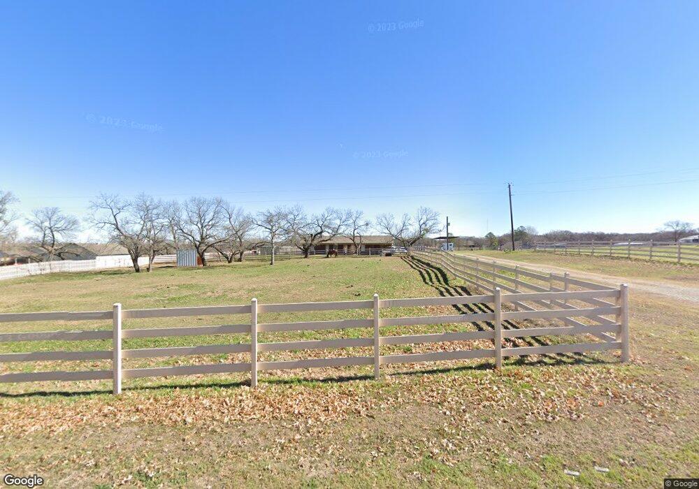 512 Allison Rd, Springtown, TX 76082 - photo 1