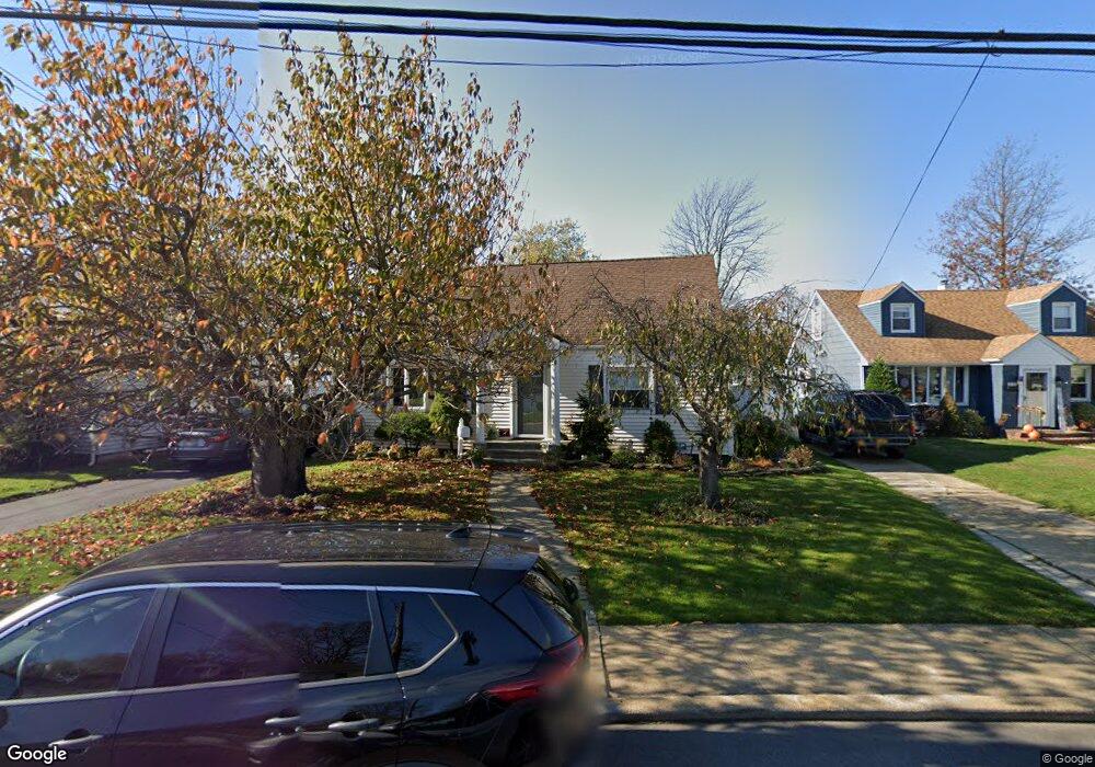 3254 Oceanside Rd, Oceanside, NY 11572 - photo 1