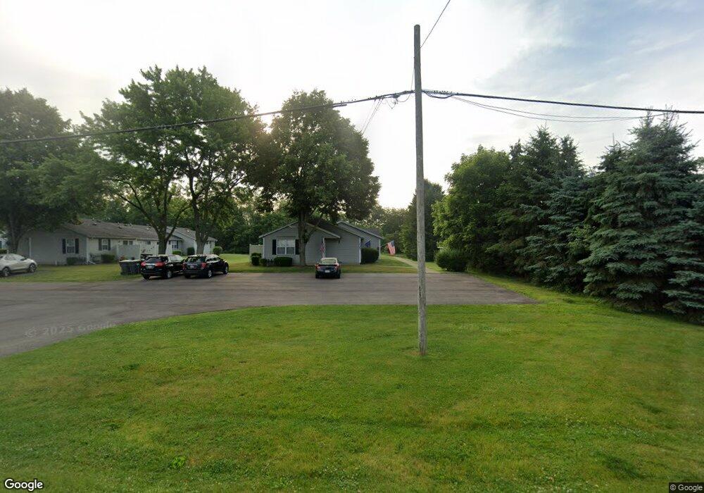 10469 Oakland Dr, Portage, MI 49024 - photo 1